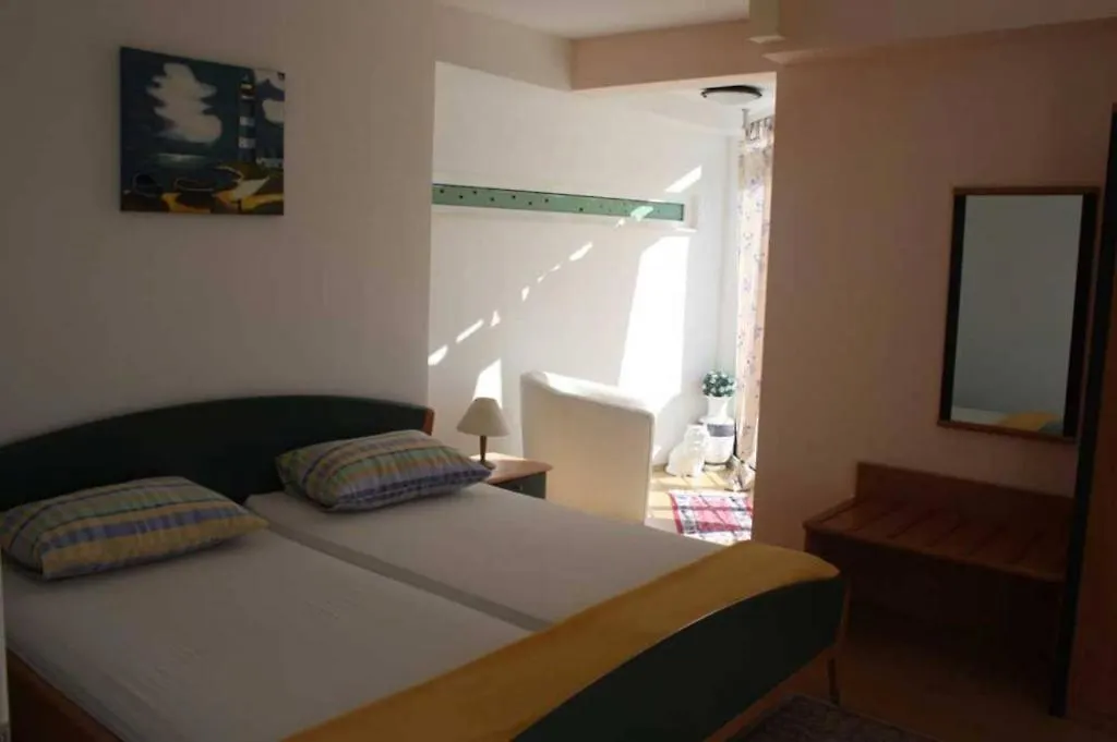 Apartment In Trogir With Sea View, Terrace, Air Conditioning, Wifi 4328-6 0*,