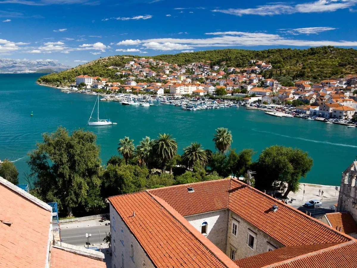 Apartment In Trogir With Sea View, Terrace, Air Conditioning, Wifi 4328-6