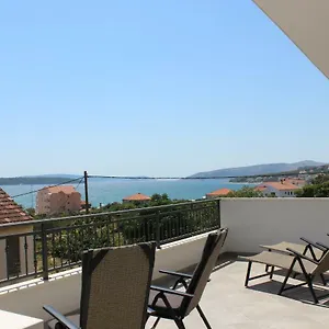 Luce Apartment